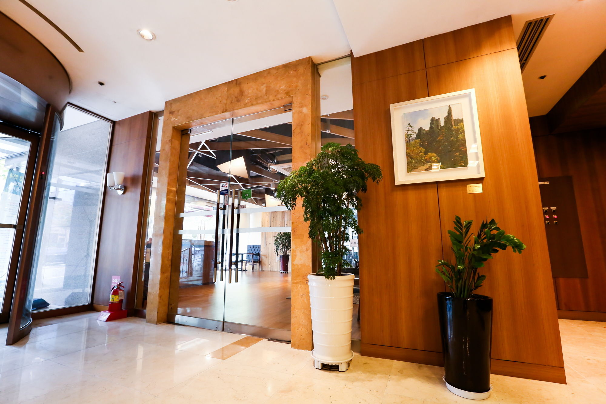 Gangnam Family Hotel