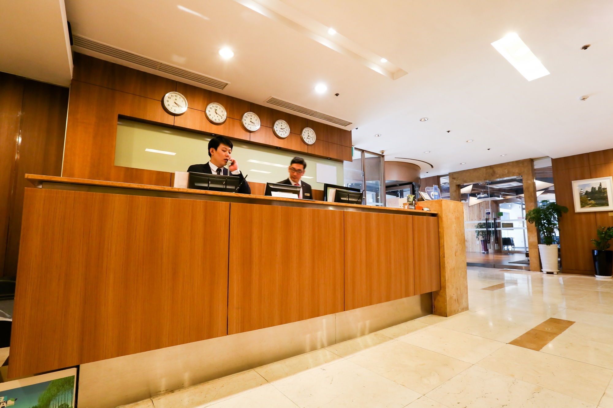 Gangnam Family Hotel