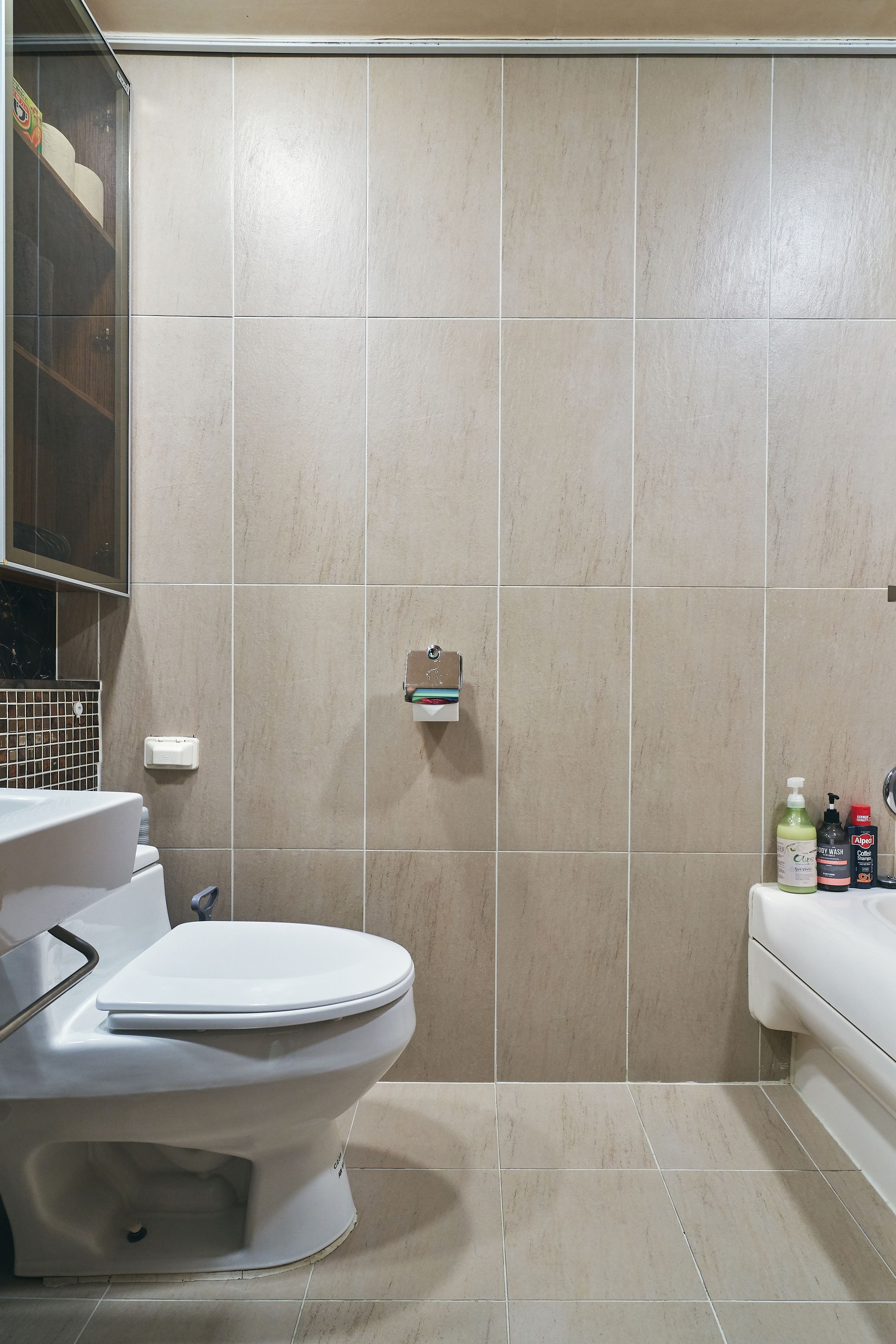 Gangnam Metro Platinum