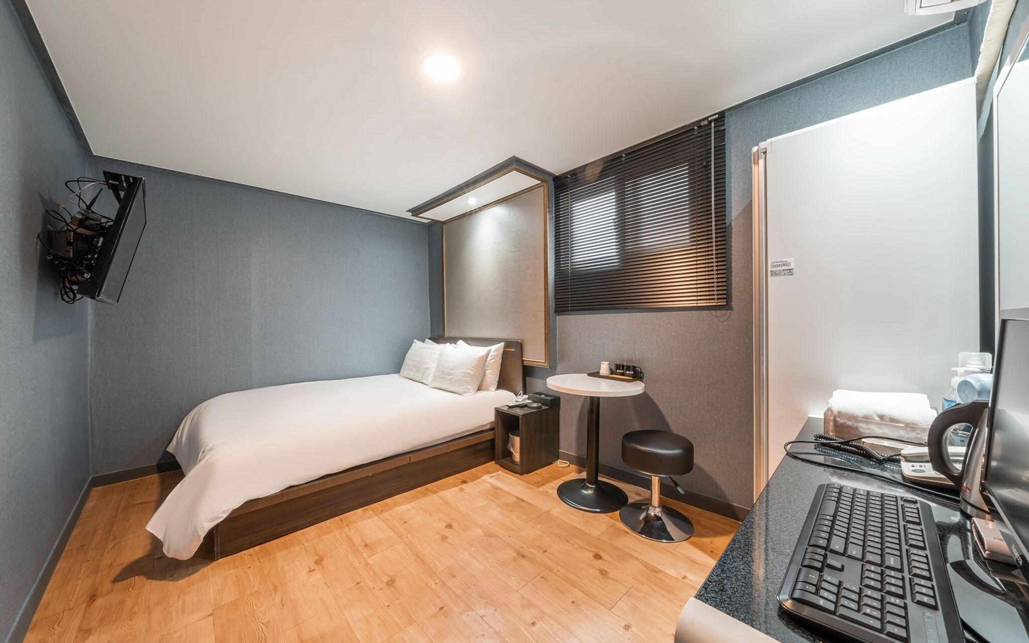 Gangseo Bank Motel