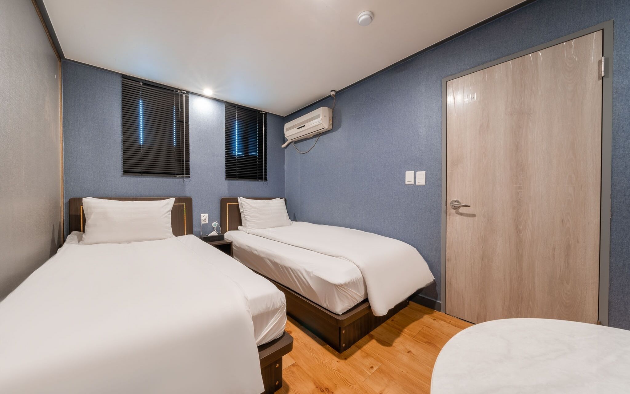 Gangseo Bank Motel