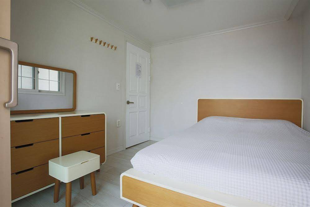 Garosu Stay Guest House