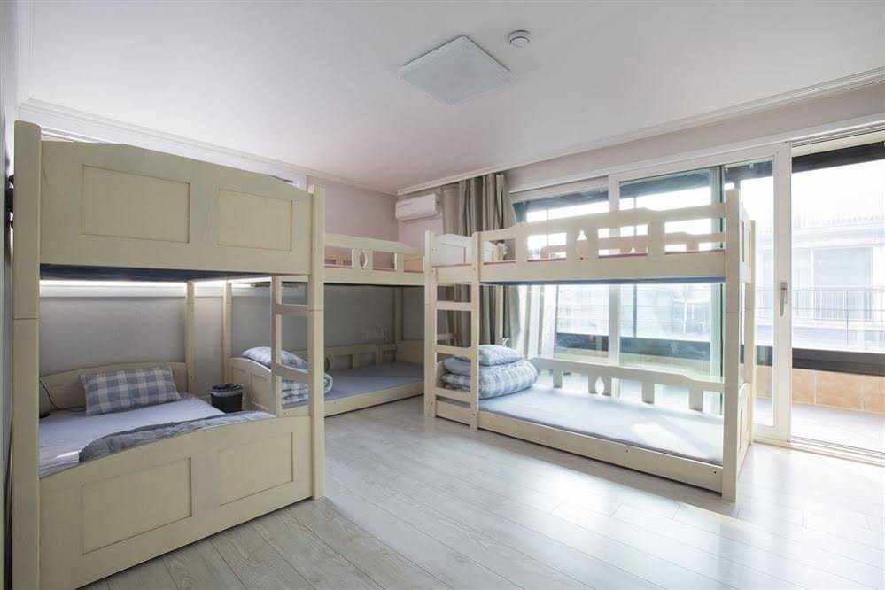 Garosu Stay Guest House