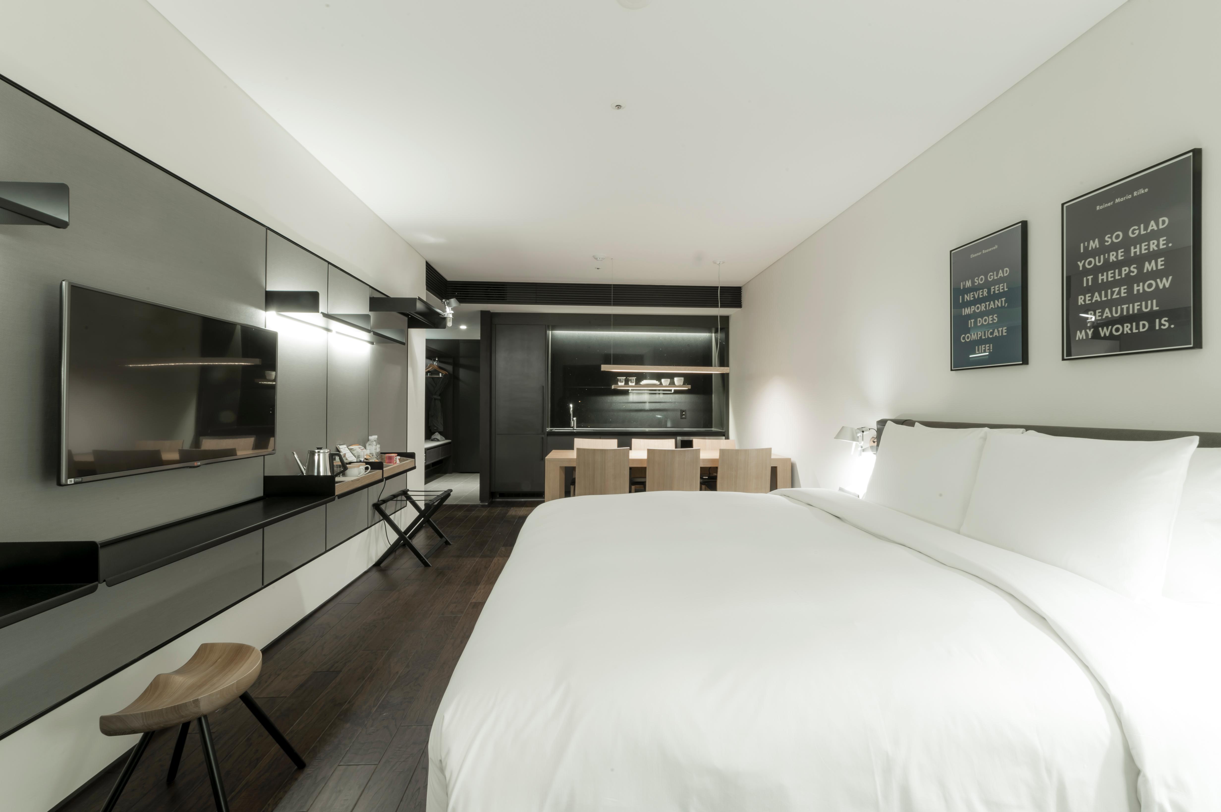 GLAD Hotel Yeouido