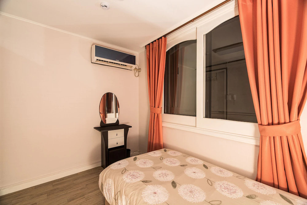 Gold Hill Guesthouse Hostel