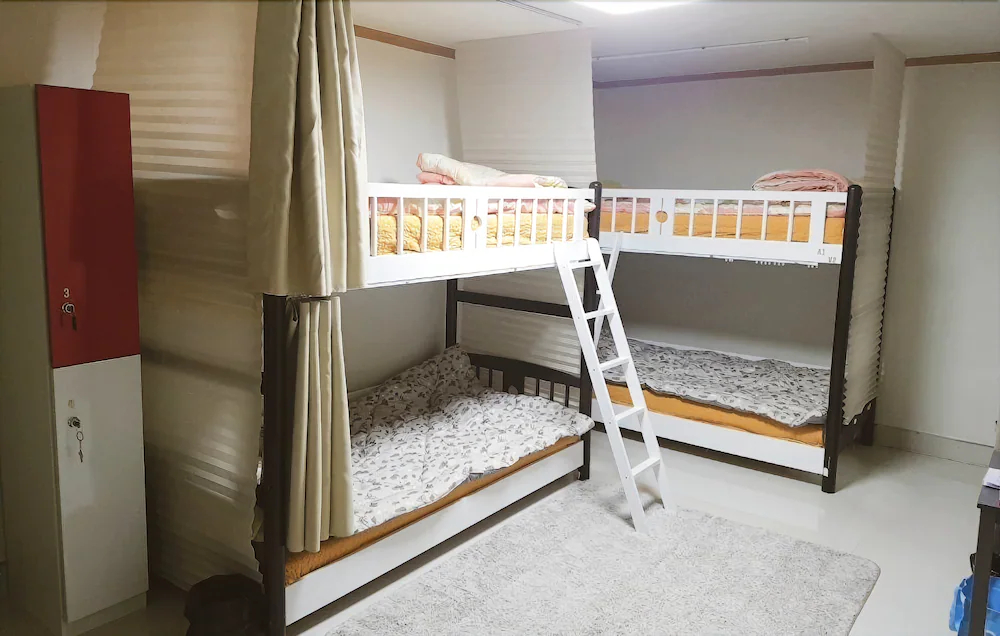 Gold Hill Guesthouse Hostel