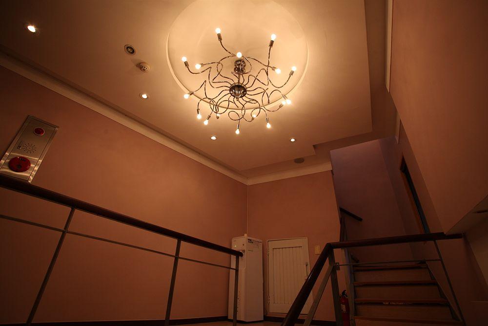 Grim Hotel