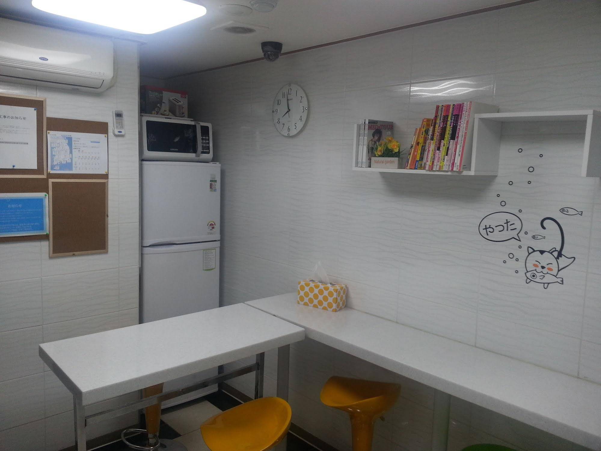 Goodstay Tomo Residence