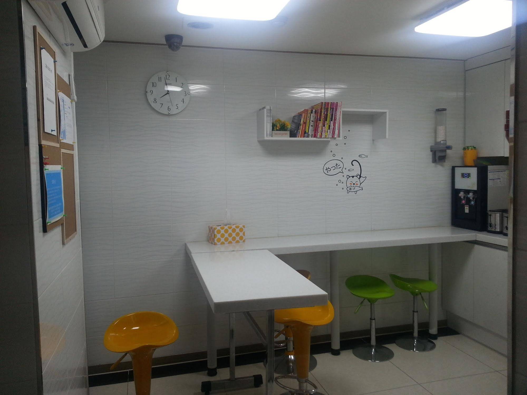 Goodstay Tomo Residence