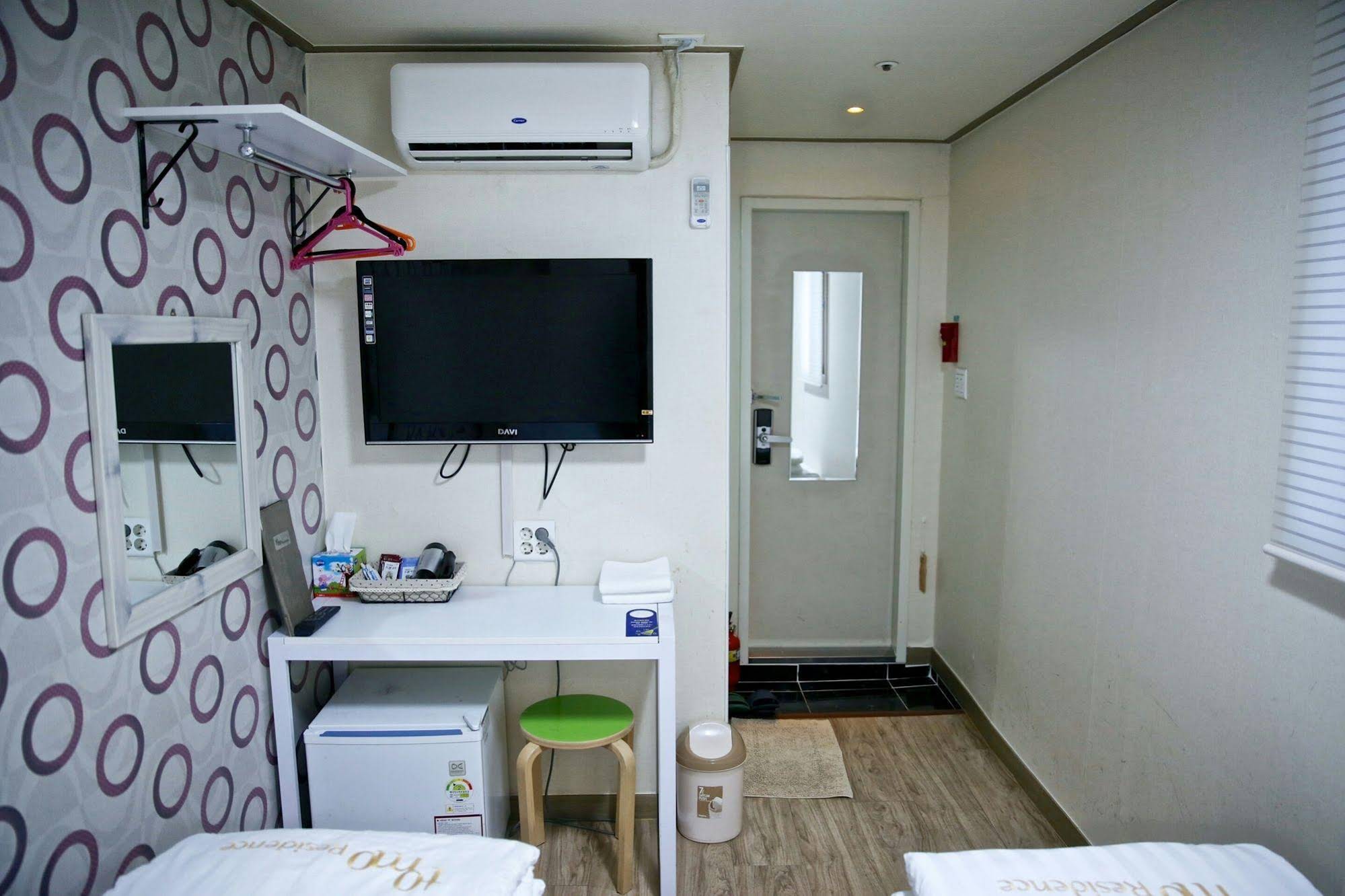 Goodstay Tomo Residence