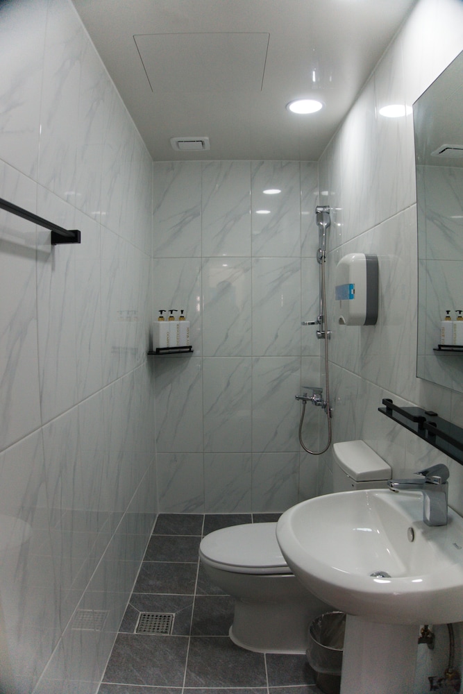 Myeongdong 5 Lodge by OYO