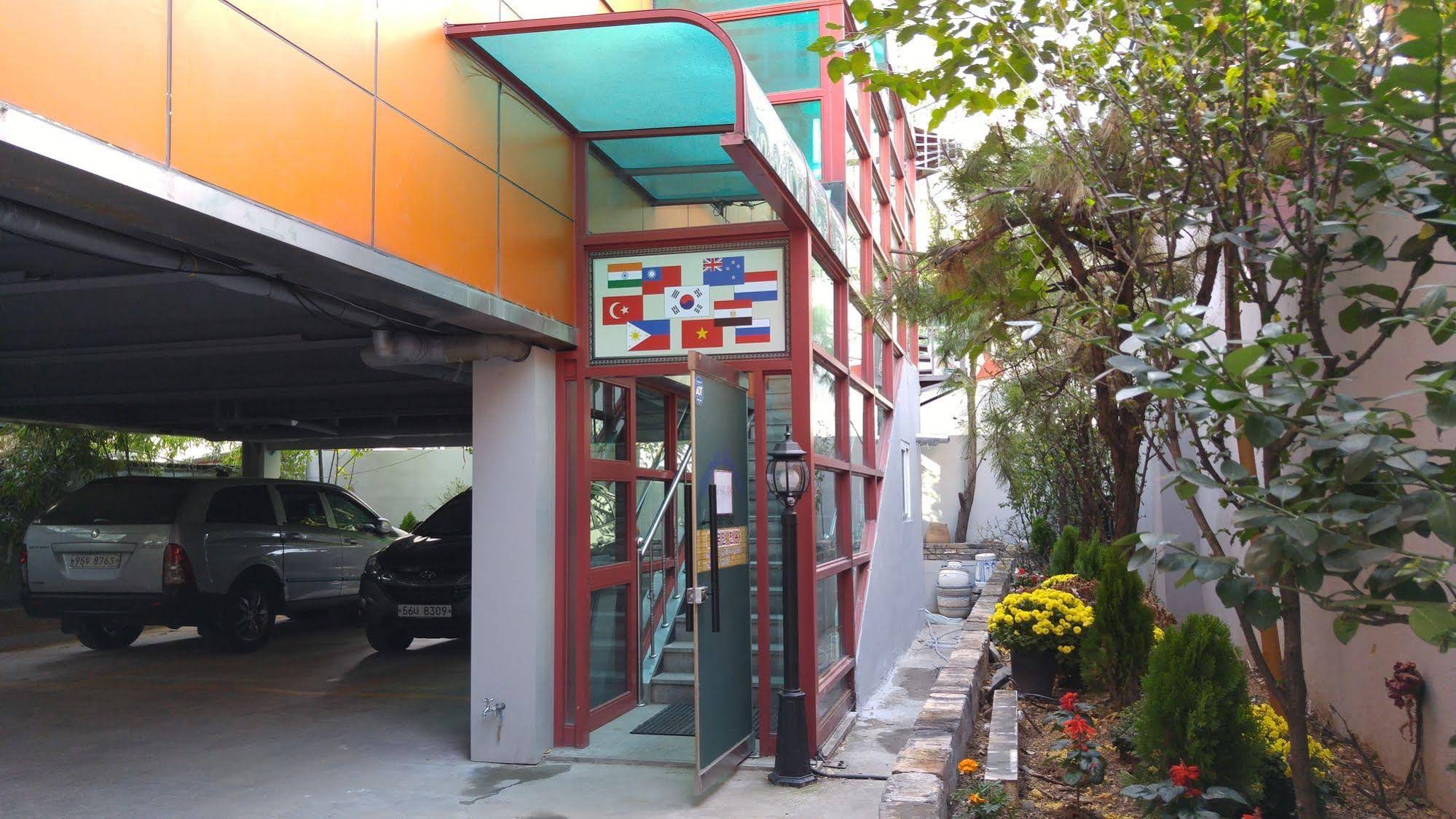 Guesthouse Embassy