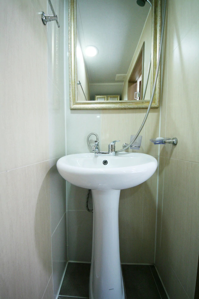 Guest House Myeongdong 2