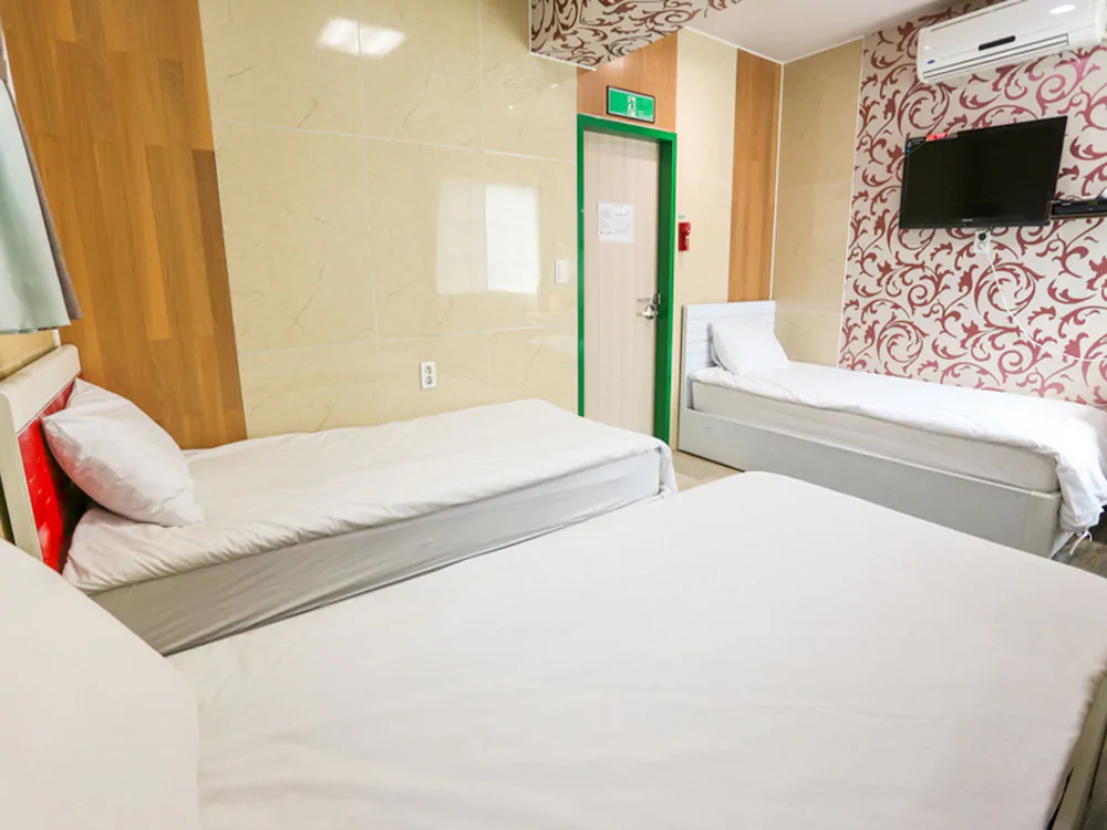 Guest House Myeongdong 2