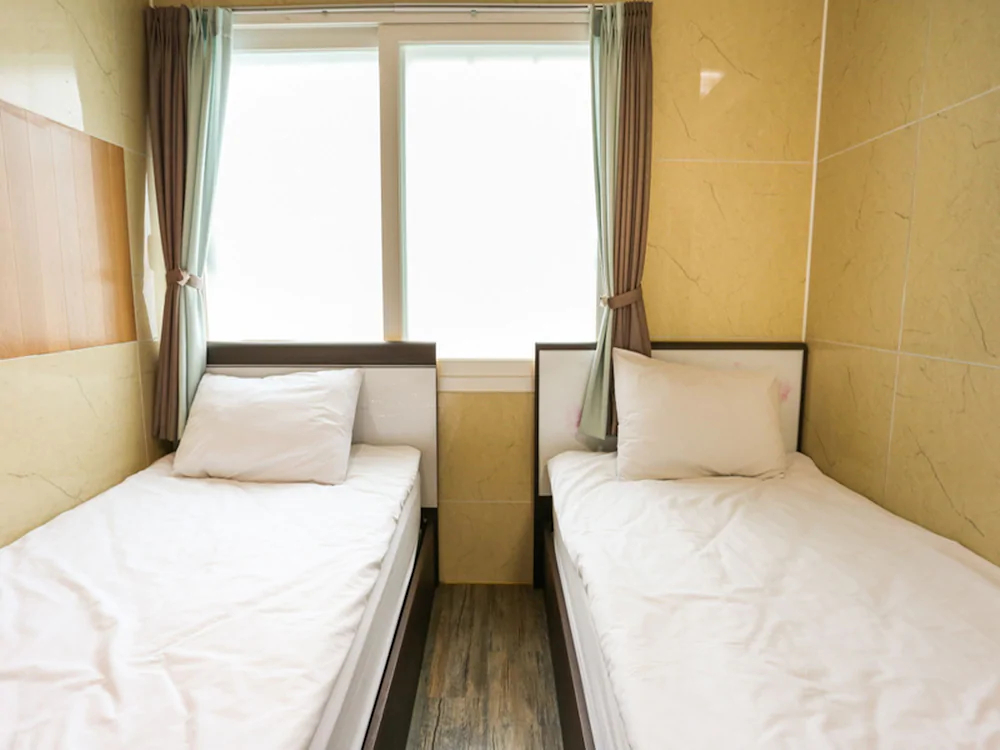 Guest House Myeongdong 2