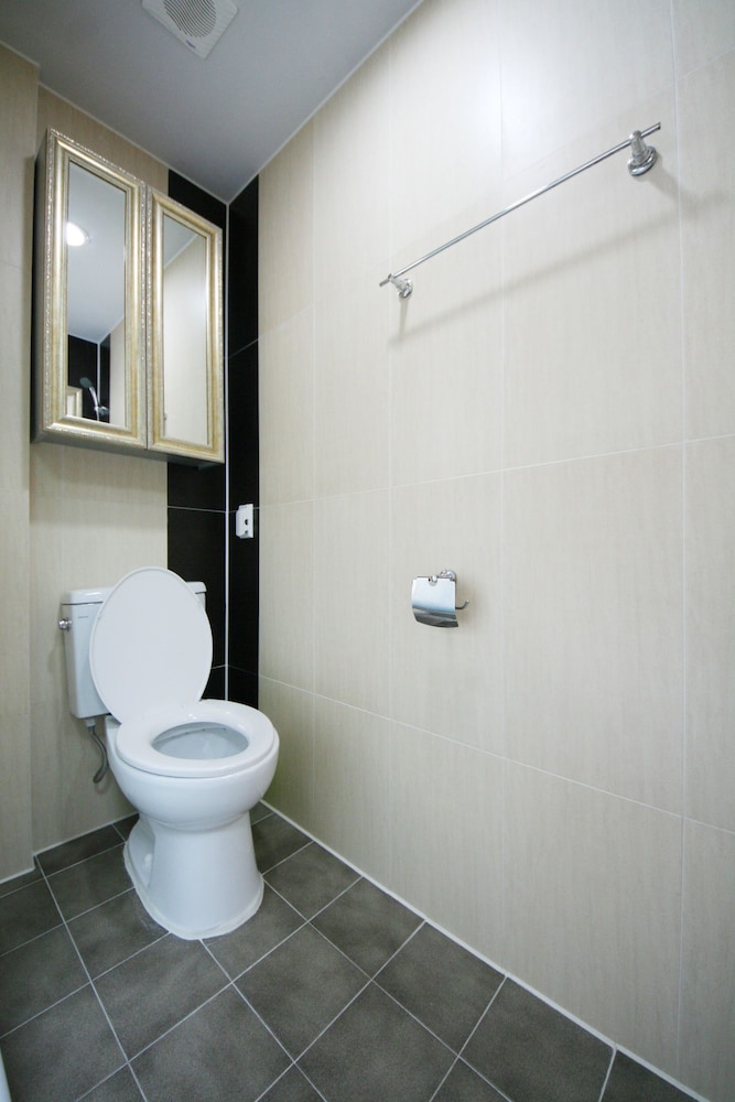 Guest House Myeongdong 2