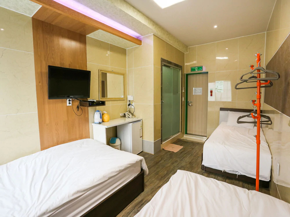Guest House Myeongdong 2