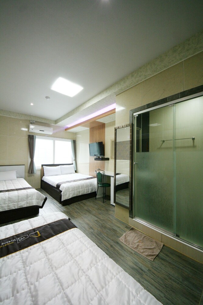 Guest House Myeongdong 2