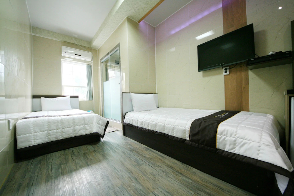Guest House Myeongdong 2
