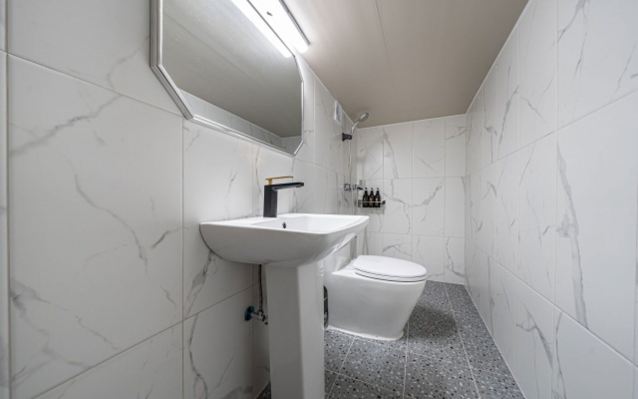 Guui Box Hotel