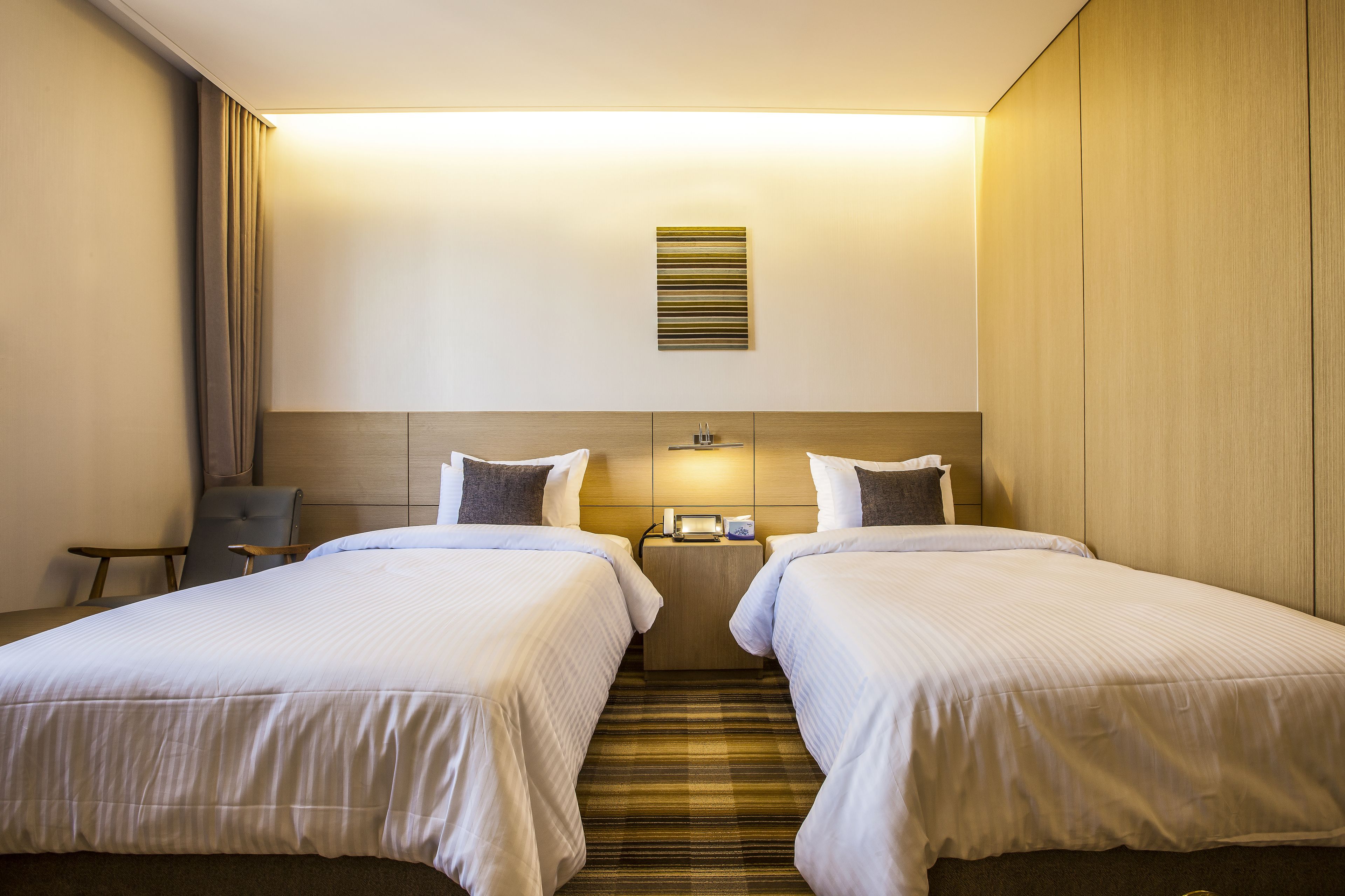 Hamilton Hotel