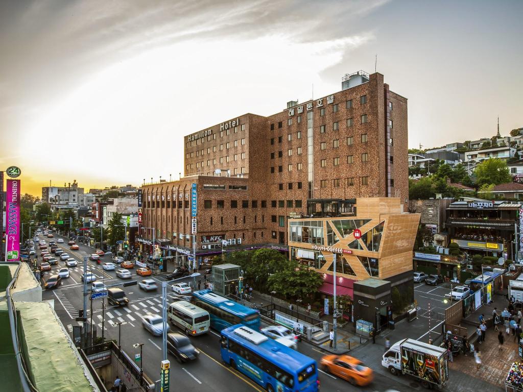 Hamilton Hotel
