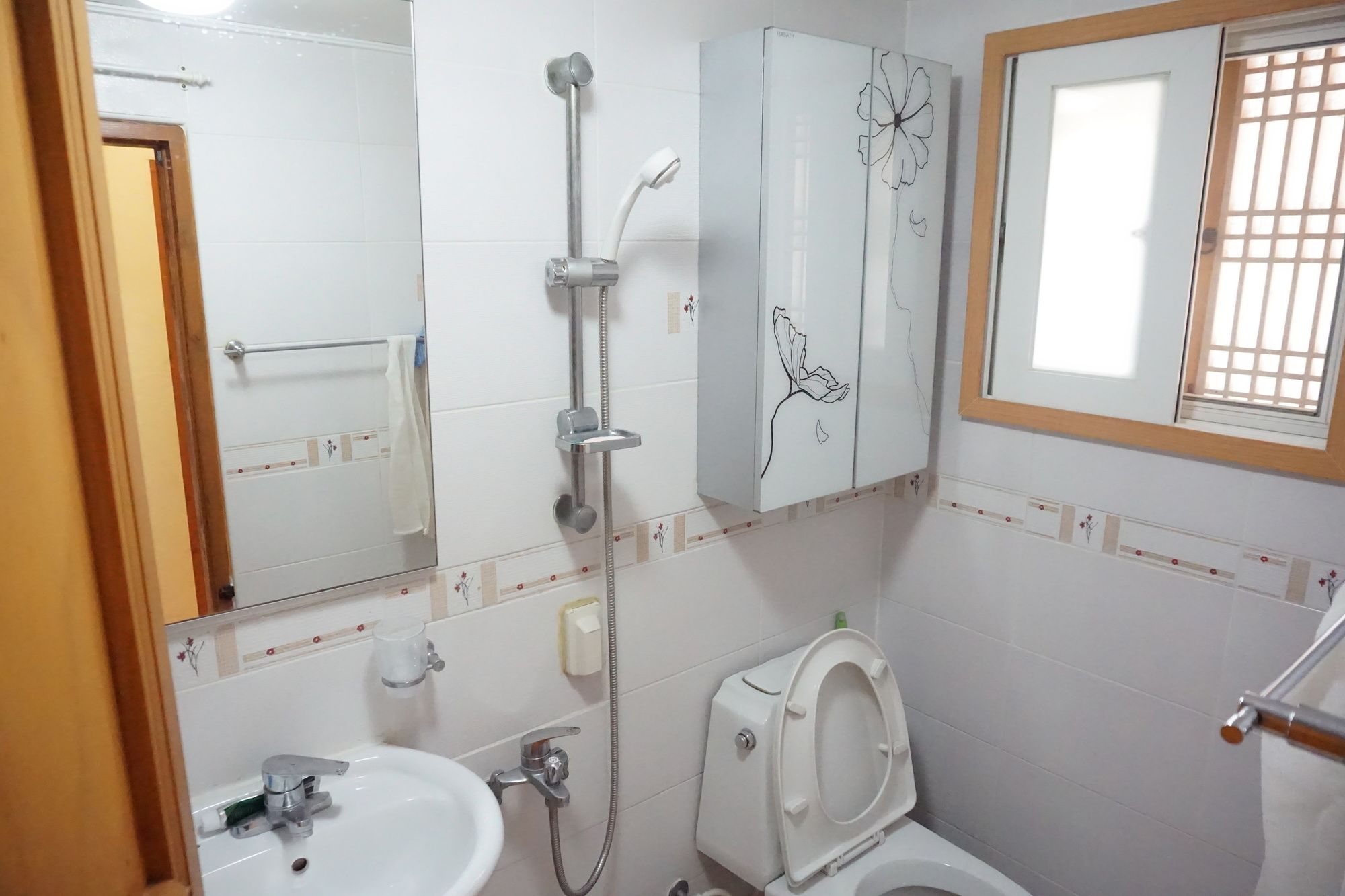 Han Hanok Guesthouse