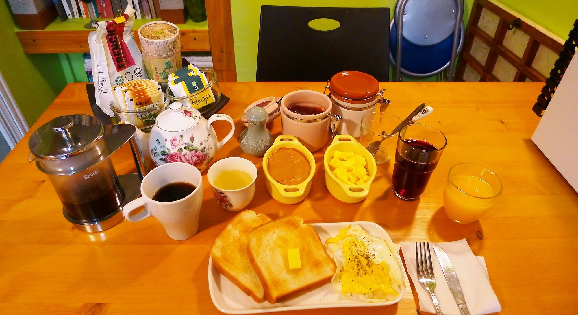 Han OK Guest House 201