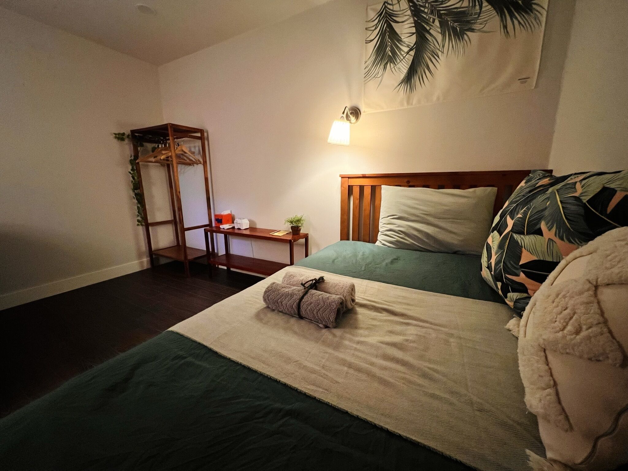 HHZIB - Homestay On A Peaceful Hill