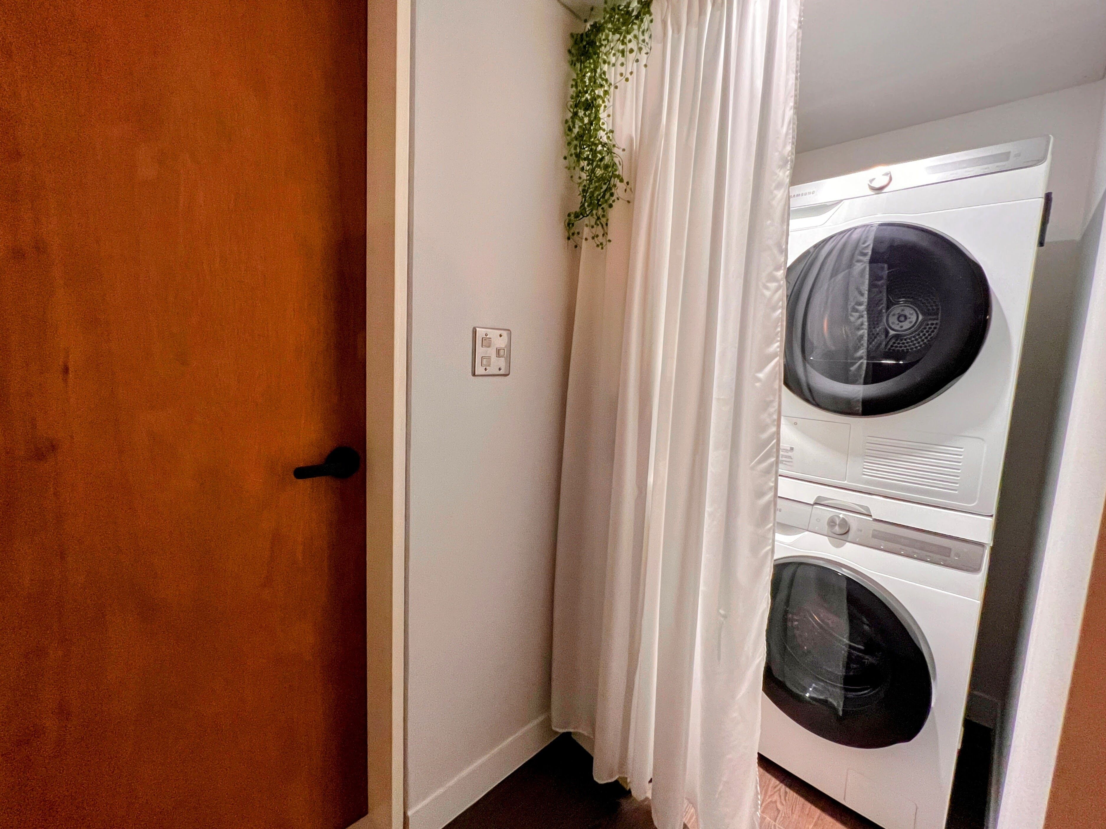 HHZIB - Homestay On A Peaceful Hill