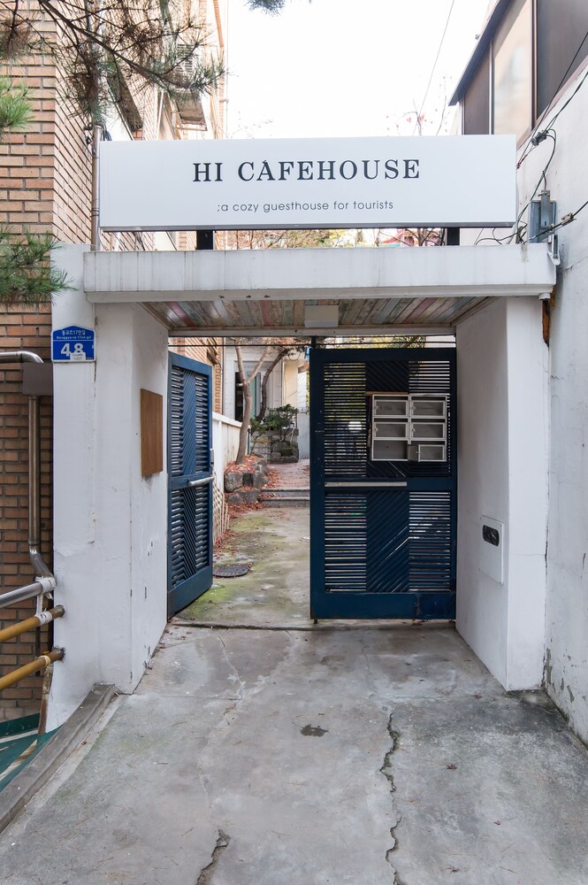 Hi Cafe House