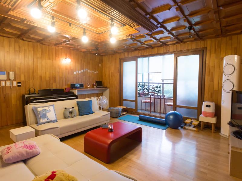 Hola Seoul Guesthouse