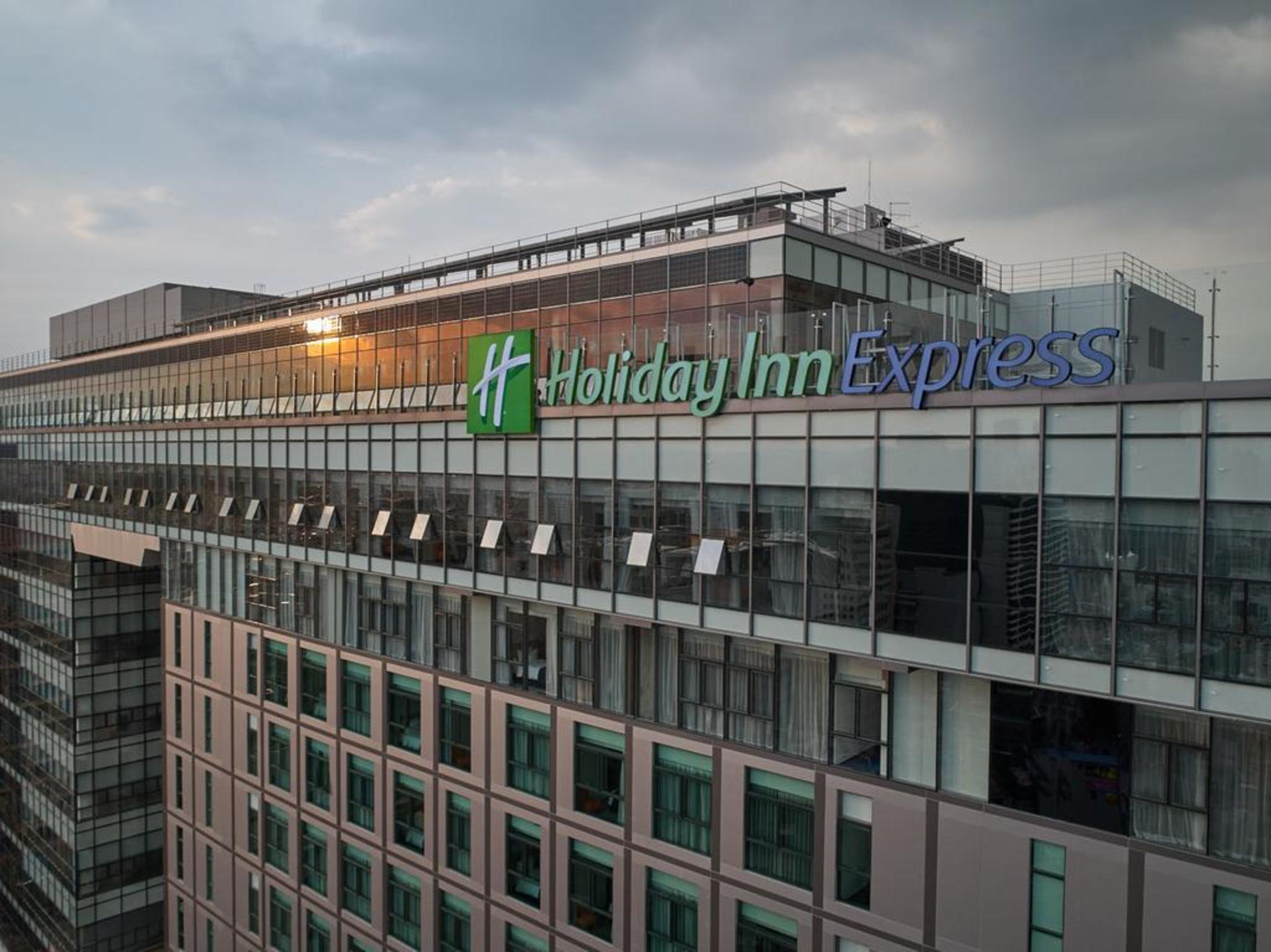 Holiday Inn Express Seoul Hongdae