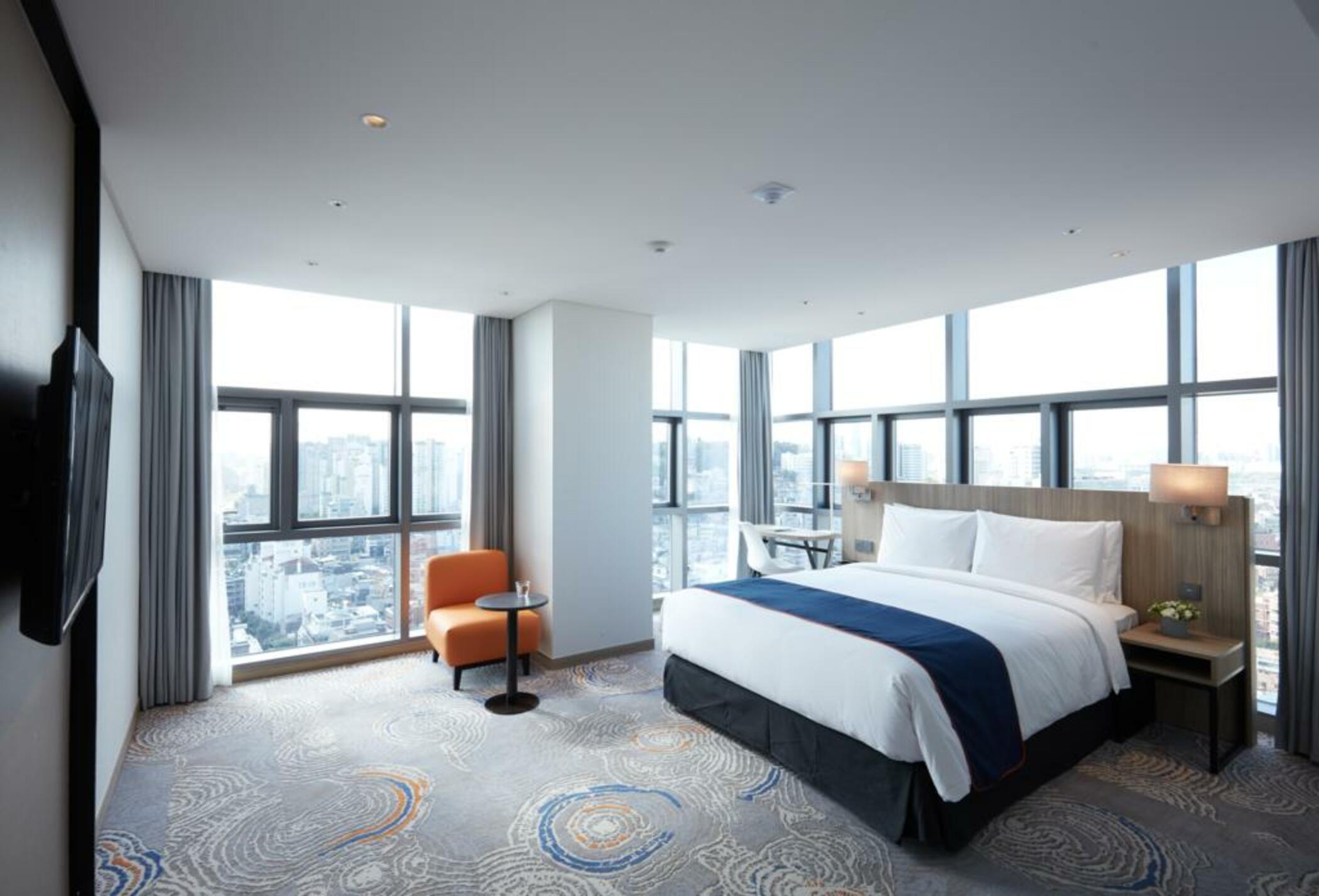 Holiday Inn Express Seoul Hongdae