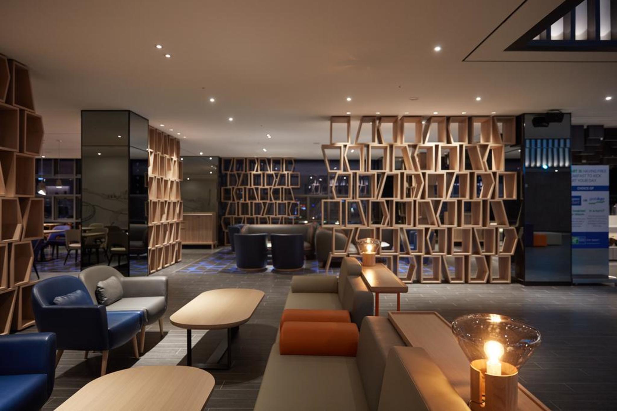 Holiday Inn Express Seoul Hongdae