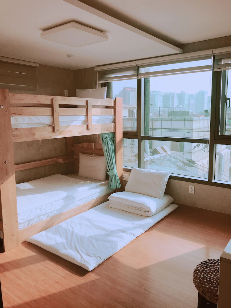 Hongdae Hostel 88 Seoul Crown