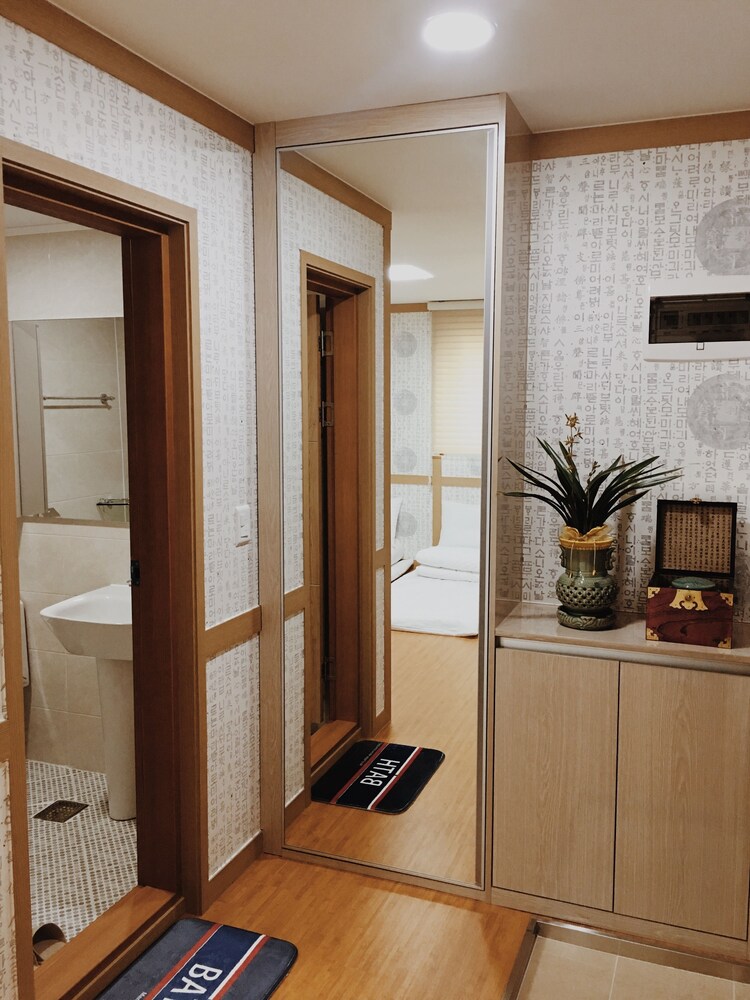 Hongdae Hostel 88 Seoul Crown