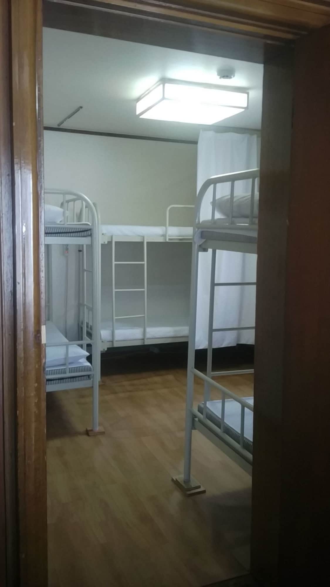 Hongdae Orange Guesthouse