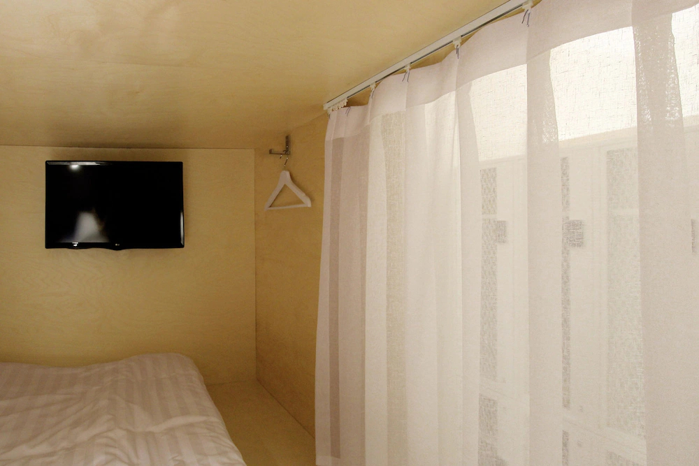 Hostel Haru