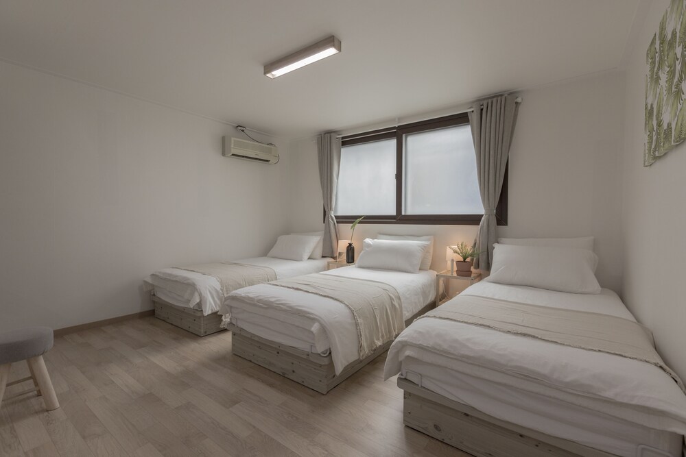 Hostel Sio