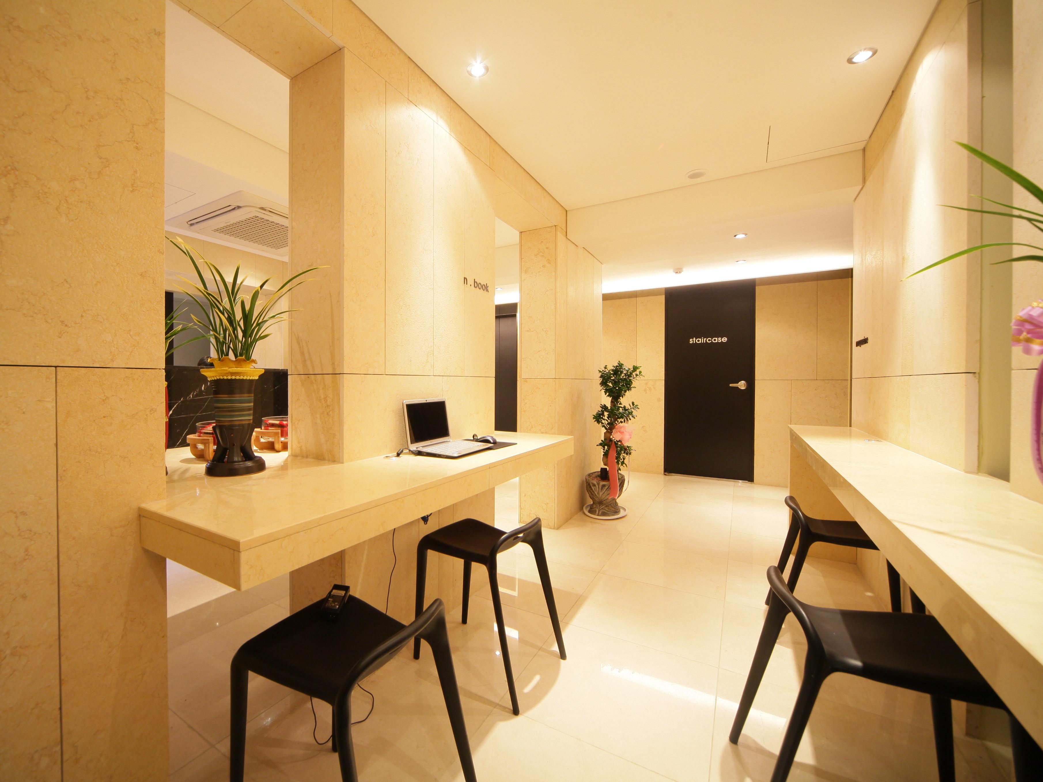 Simple Stay Hotel