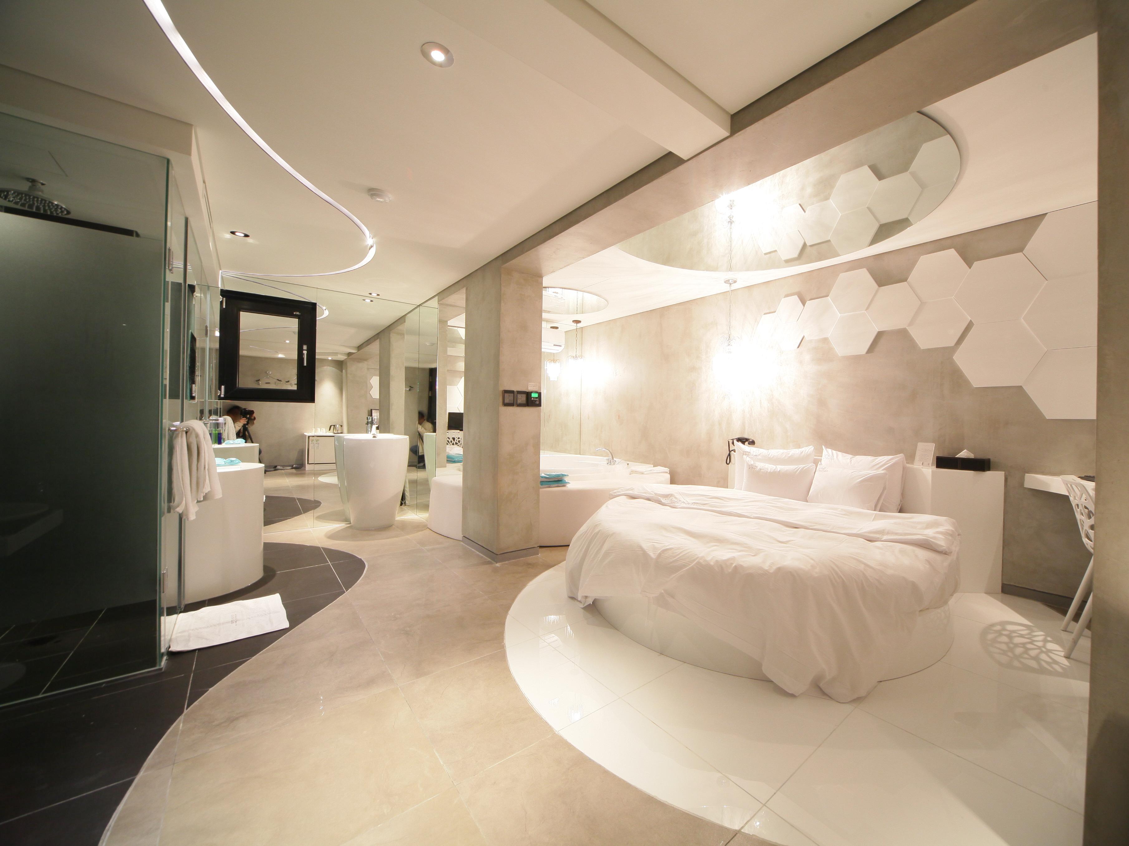 Simple Stay Hotel