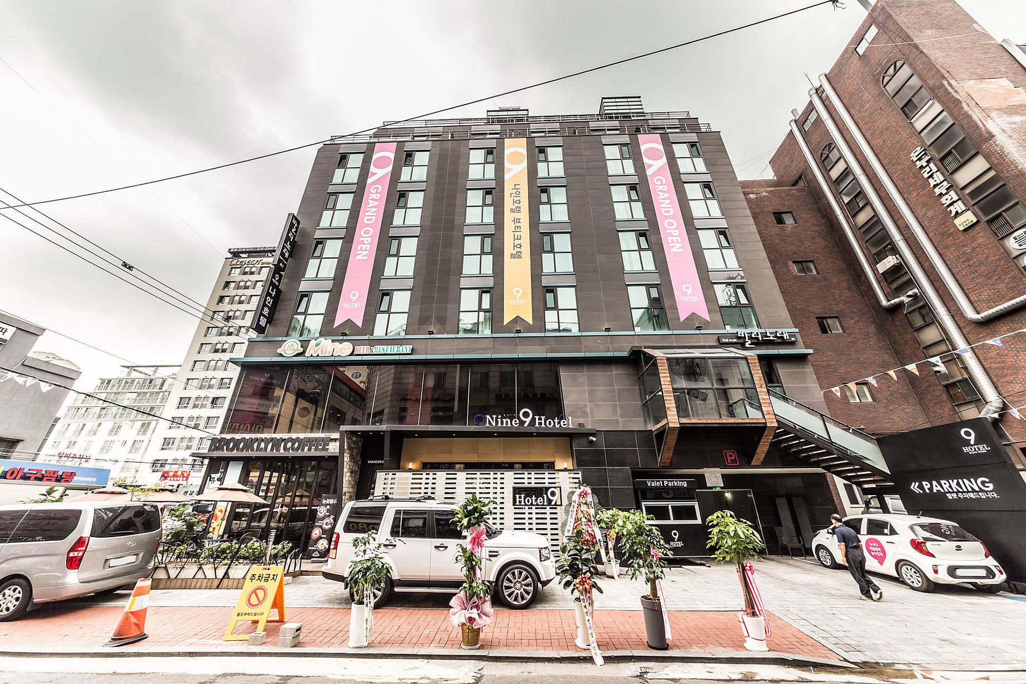 Hotel 9 in Dongdaemoon
