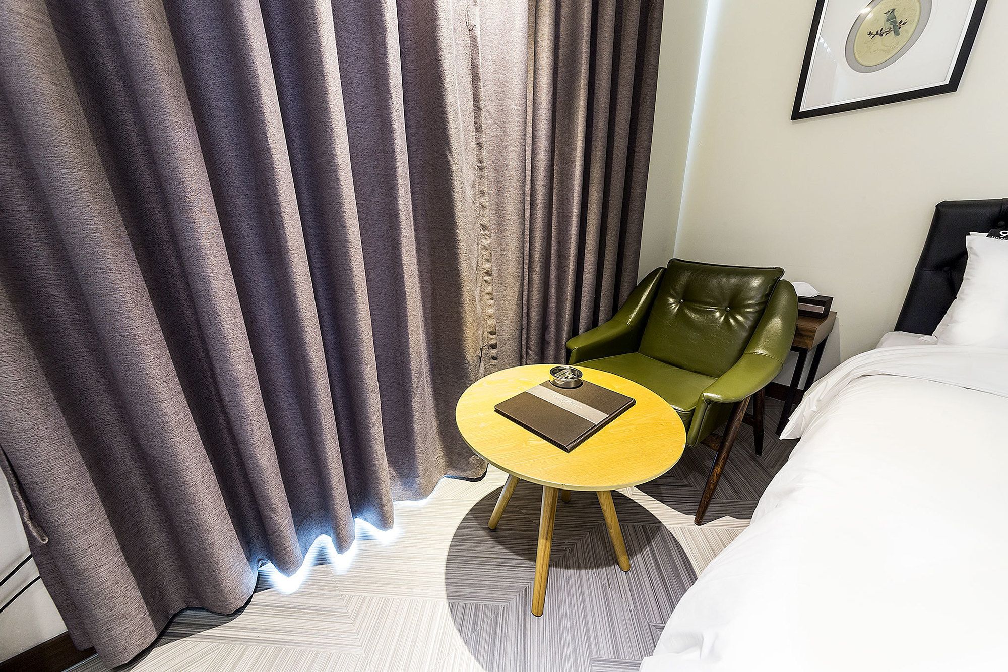 Hotel 9 in Dongdaemoon