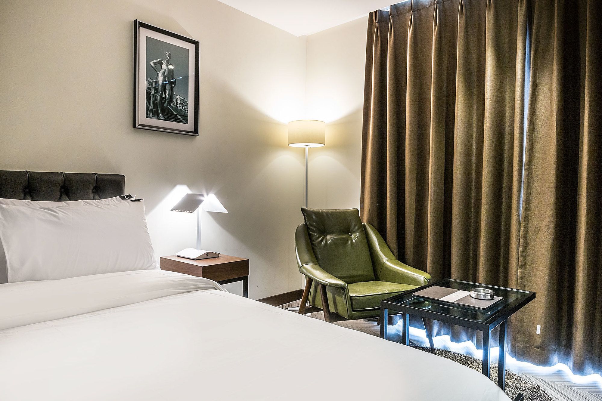 Hotel 9 in Dongdaemoon