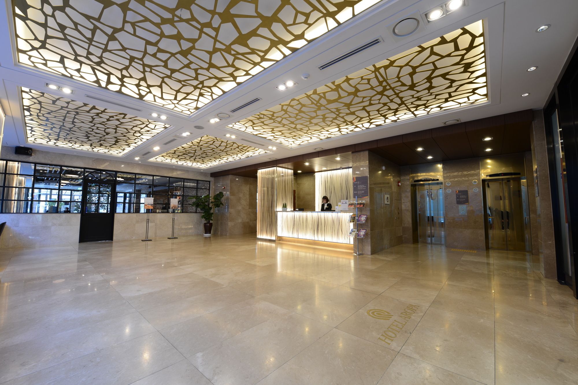 Klaven Hotel Myeongdong City Hall