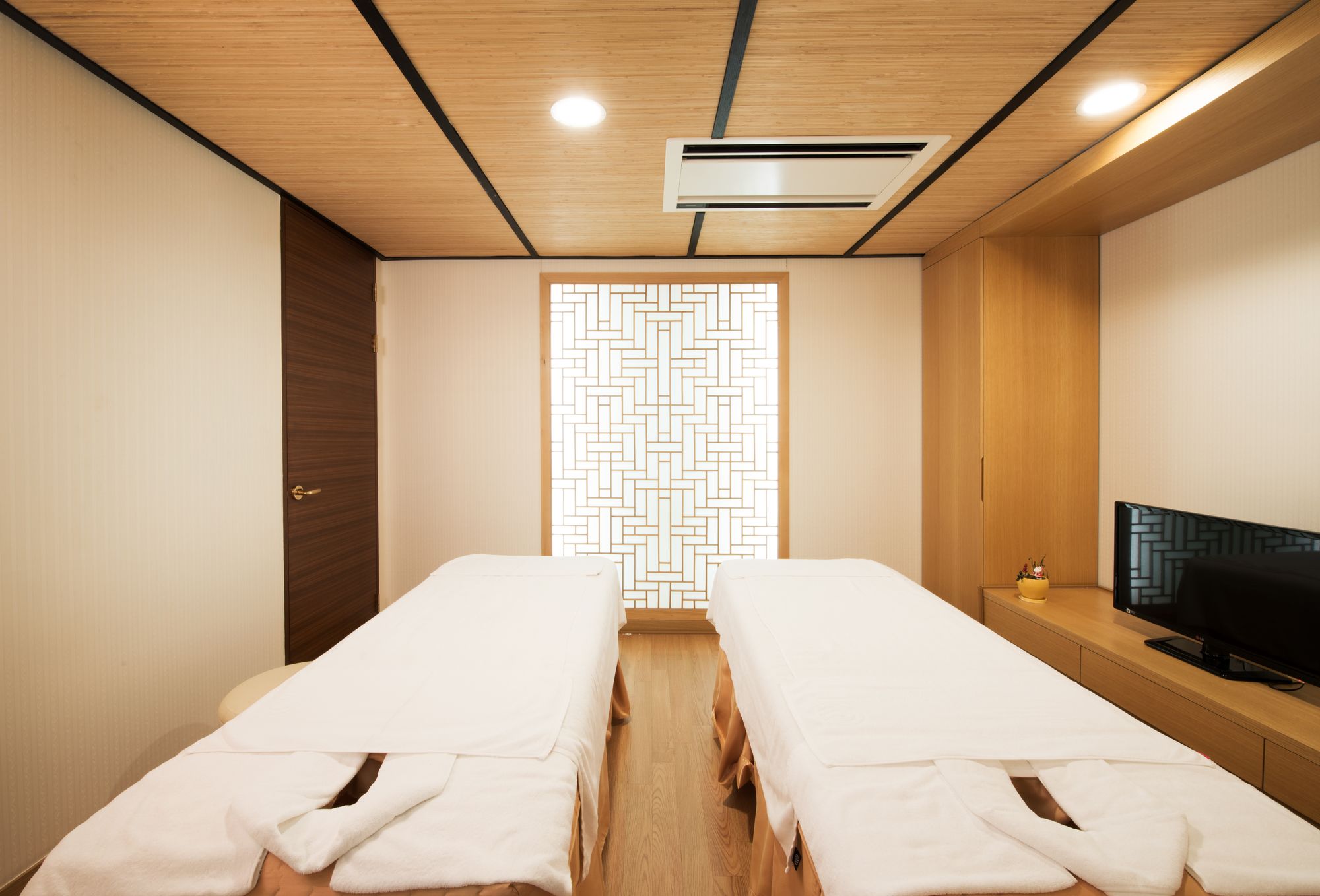 Klaven Hotel Myeongdong City Hall