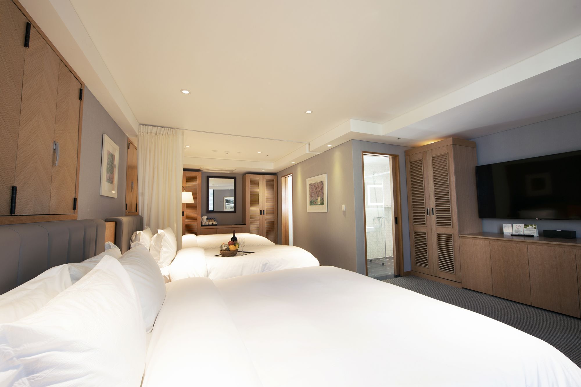 Klaven Hotel Myeongdong City Hall