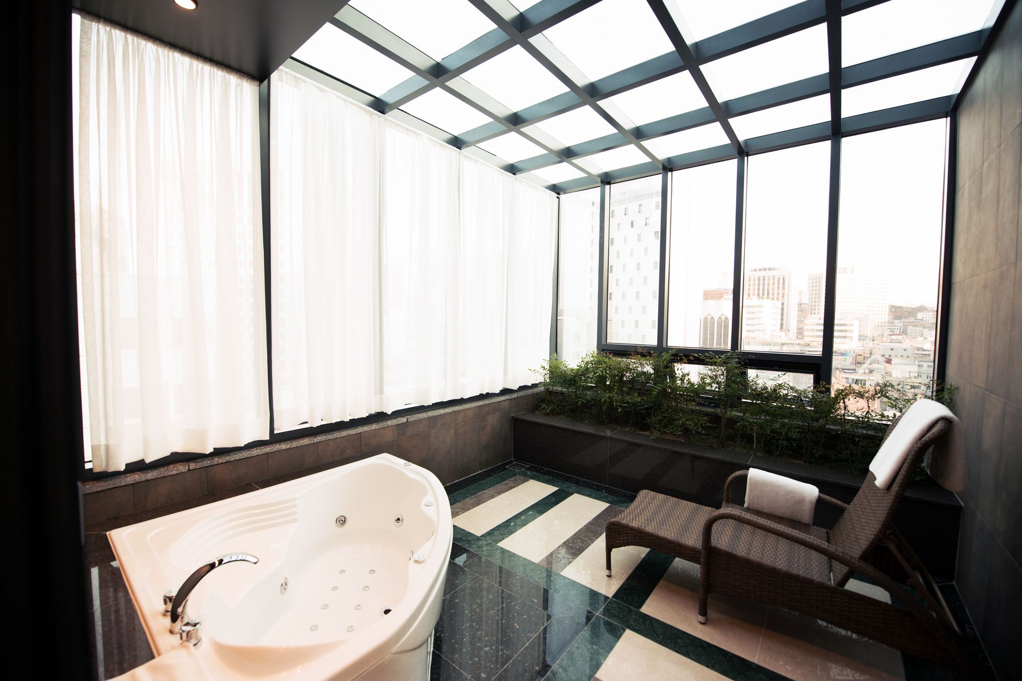 Klaven Hotel Myeongdong City Hall