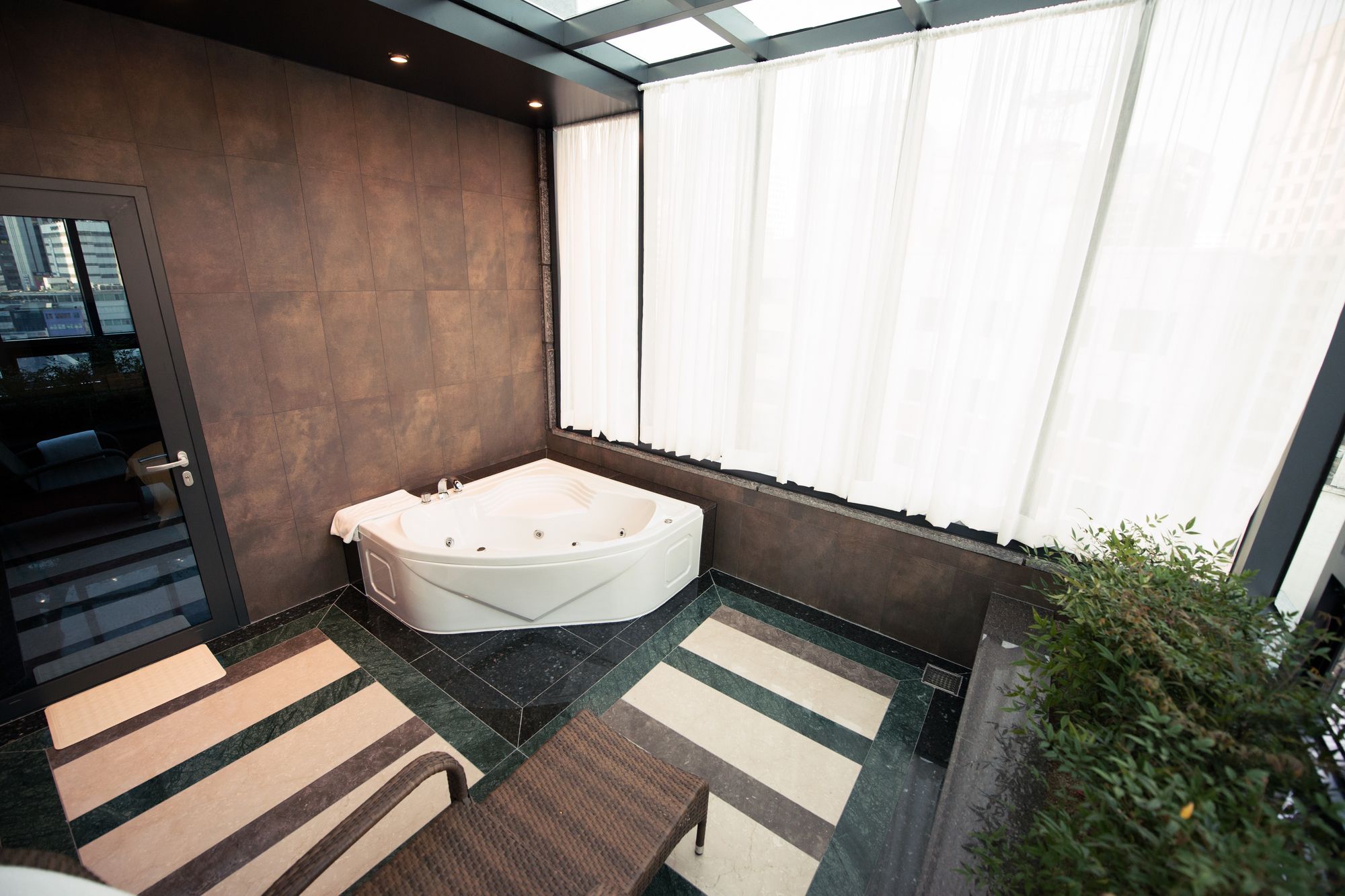 Klaven Hotel Myeongdong City Hall